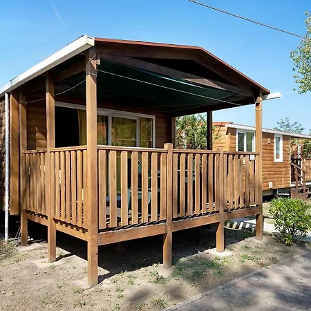Camping Grande Italia Vulcano 6